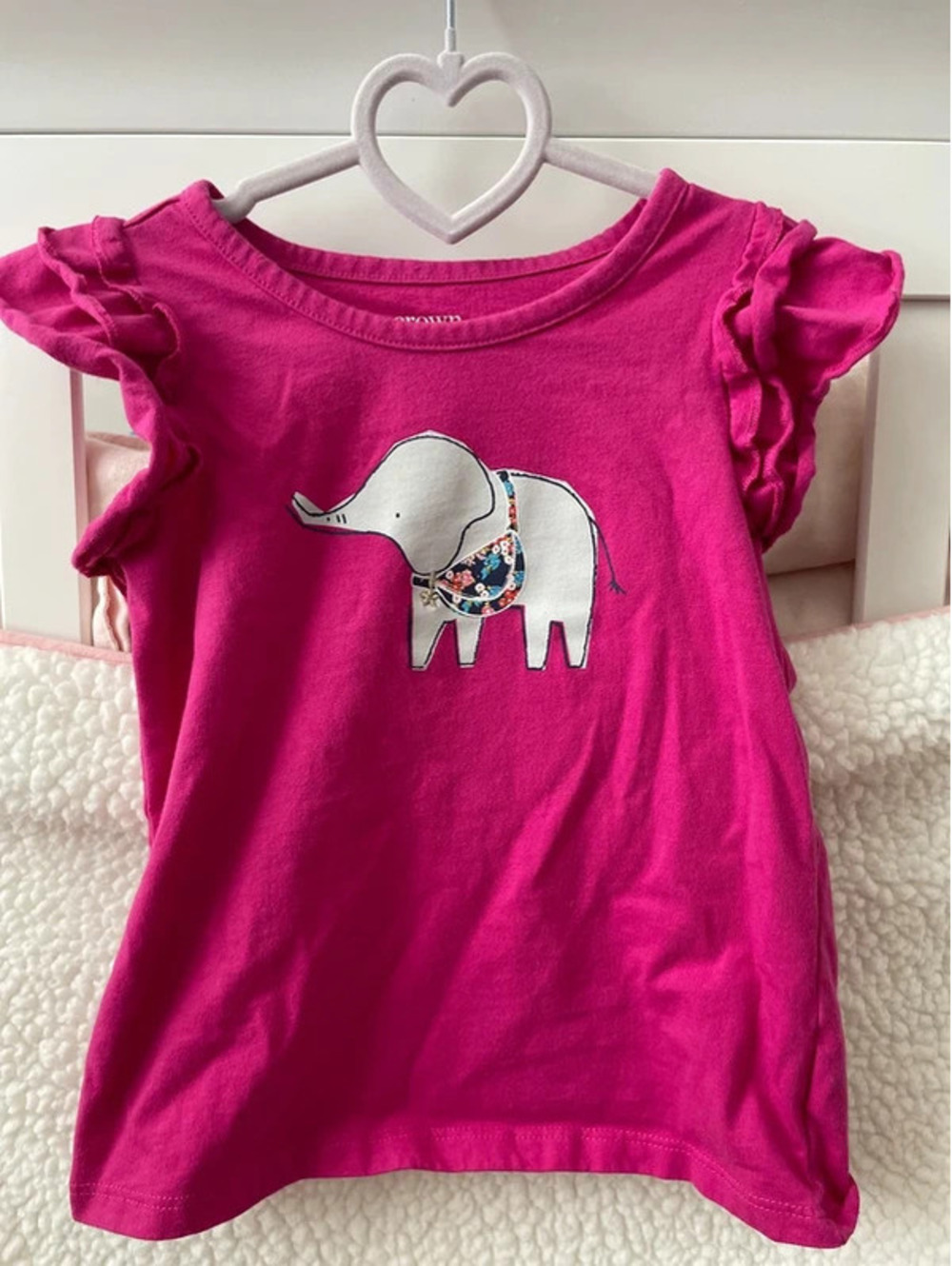 Girl’s top - crown and ivy - size 4